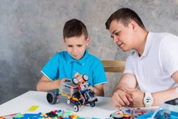 Клуб робототехники для детей и подростков Роботрек, с рейтингом 5 - находится по адресу Новороссийск, Карла Маркса, 6 