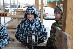 Клуб пейнтбола и лазертага Атака, с рейтингом 3.5 - находится по адресу Магнитогорск, Набережная улица, 11/4а 