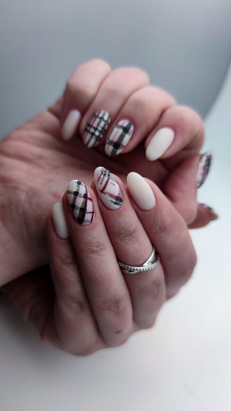 фотография работы Студии маникюра Кошечки Nails на метро Домодедовская