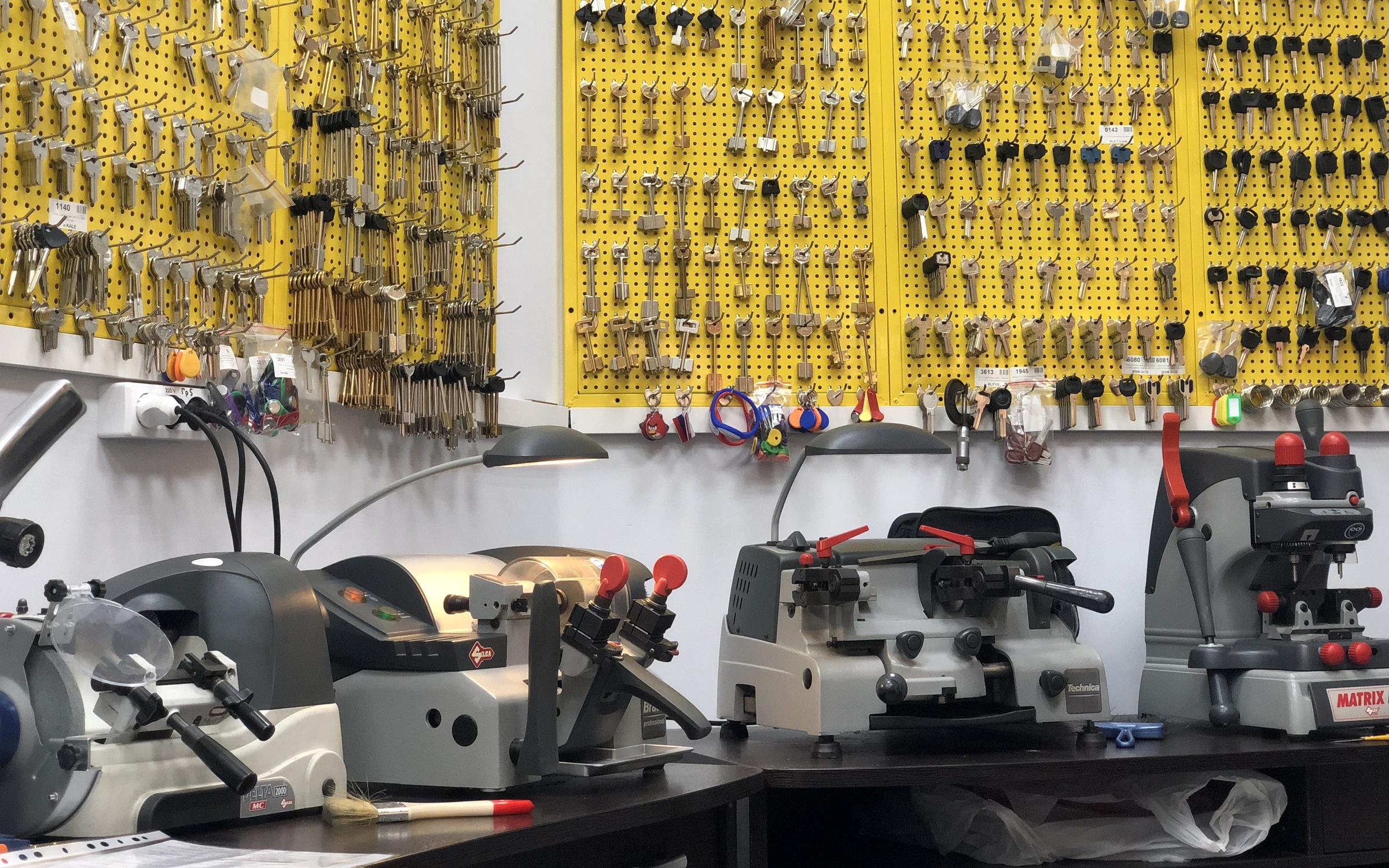 Дом бытовых услуг в ТЦ Тройка - отзывы, фото, цены, телефон и адрес ...